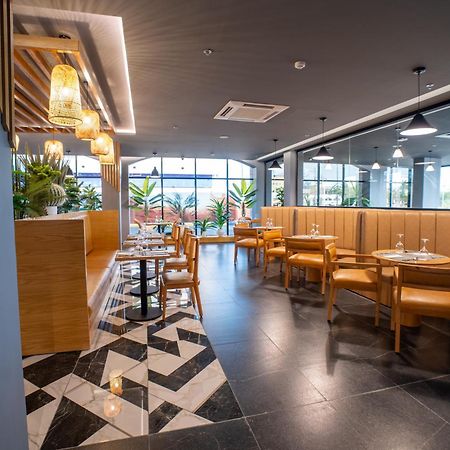 Park Inn By Radisson Najran Ngoại thất bức ảnh
